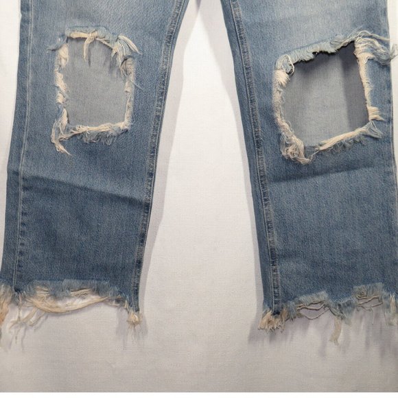 29 Waist, Free People Light Stone Wash Distressed Straight  Leg Cropped Jean - Picture 7 of 9